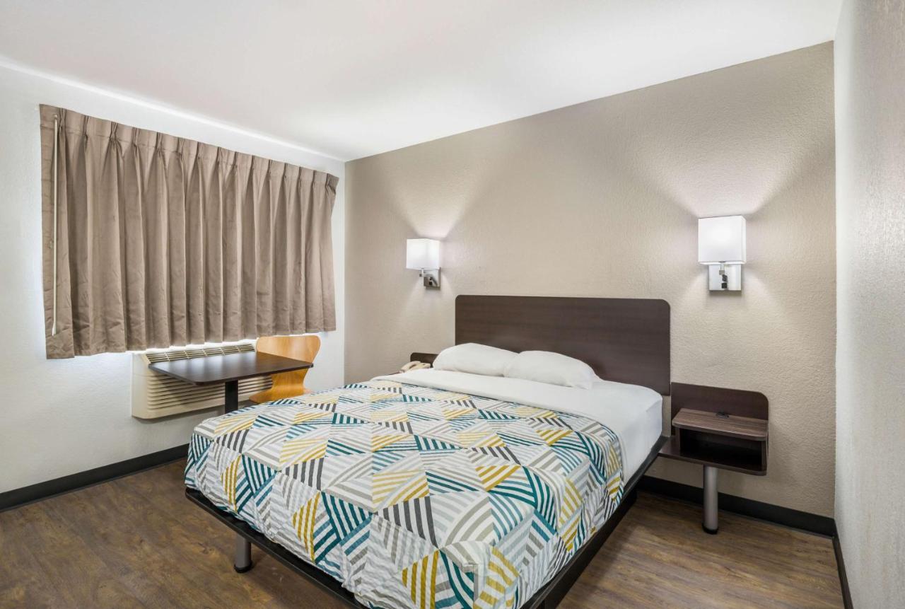 Motel 6-Sandston, Va - Richmond, Va Εξωτερικό φωτογραφία
