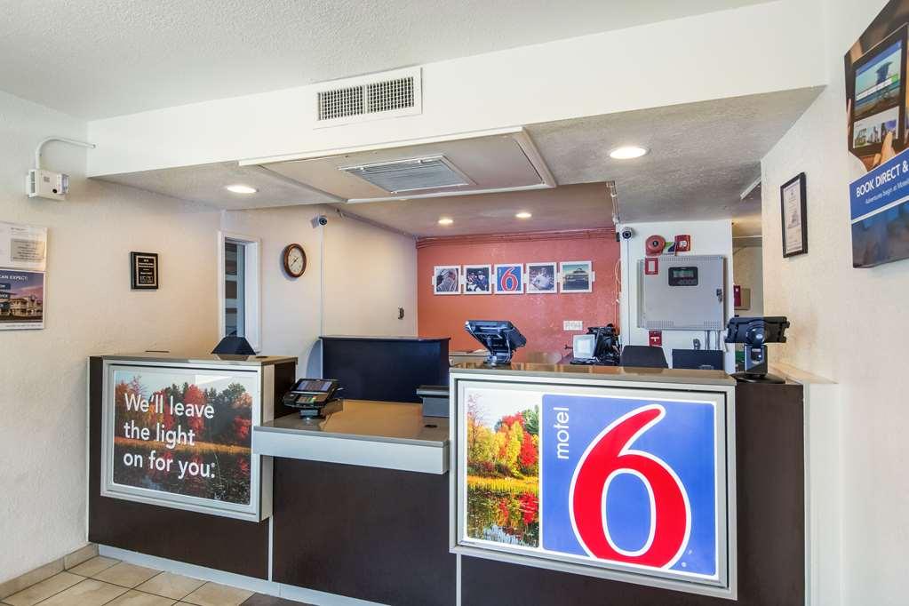 Motel 6-Sandston, Va - Richmond, Va Εσωτερικό φωτογραφία