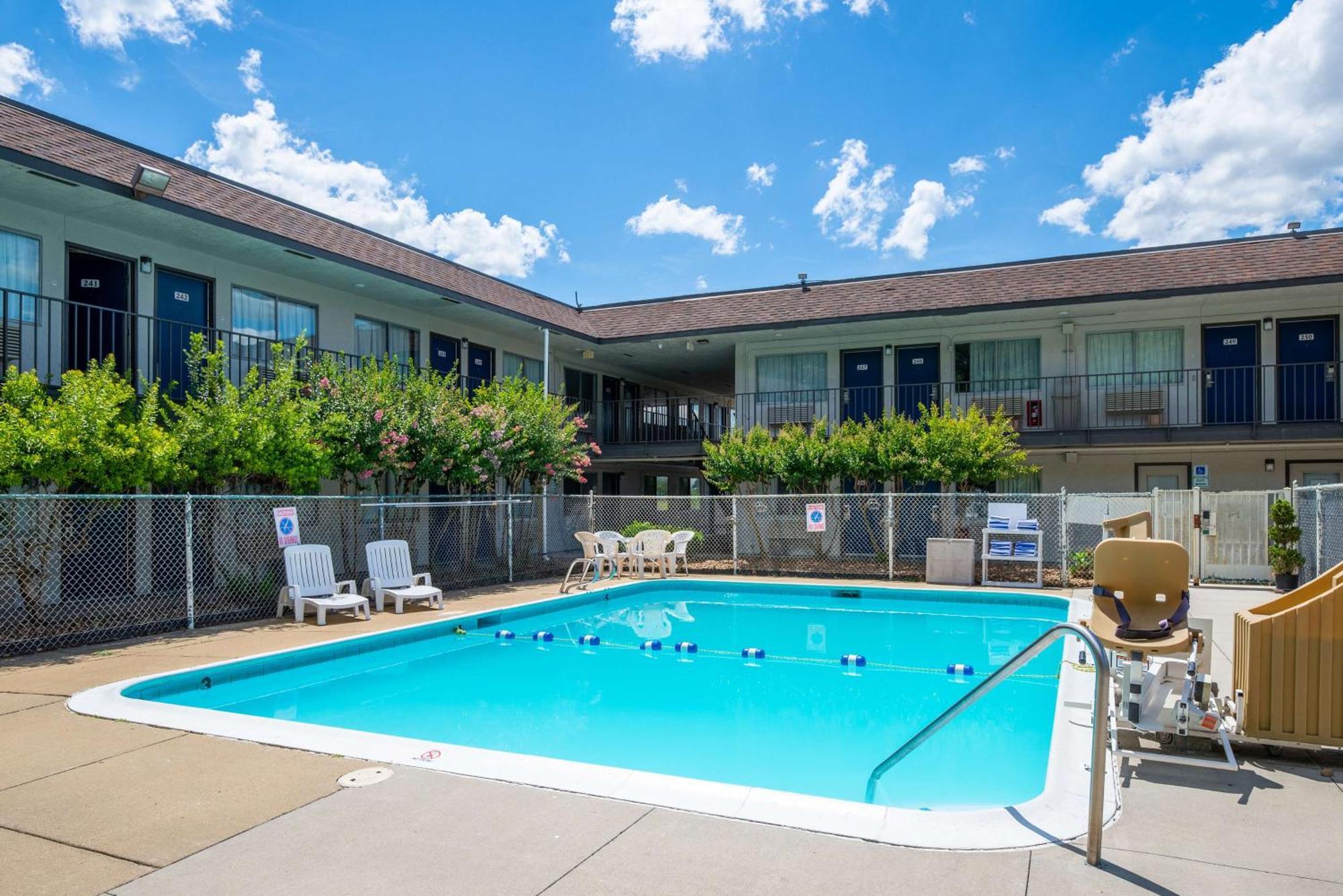 Motel 6-Sandston, Va - Richmond, Va Εξωτερικό φωτογραφία