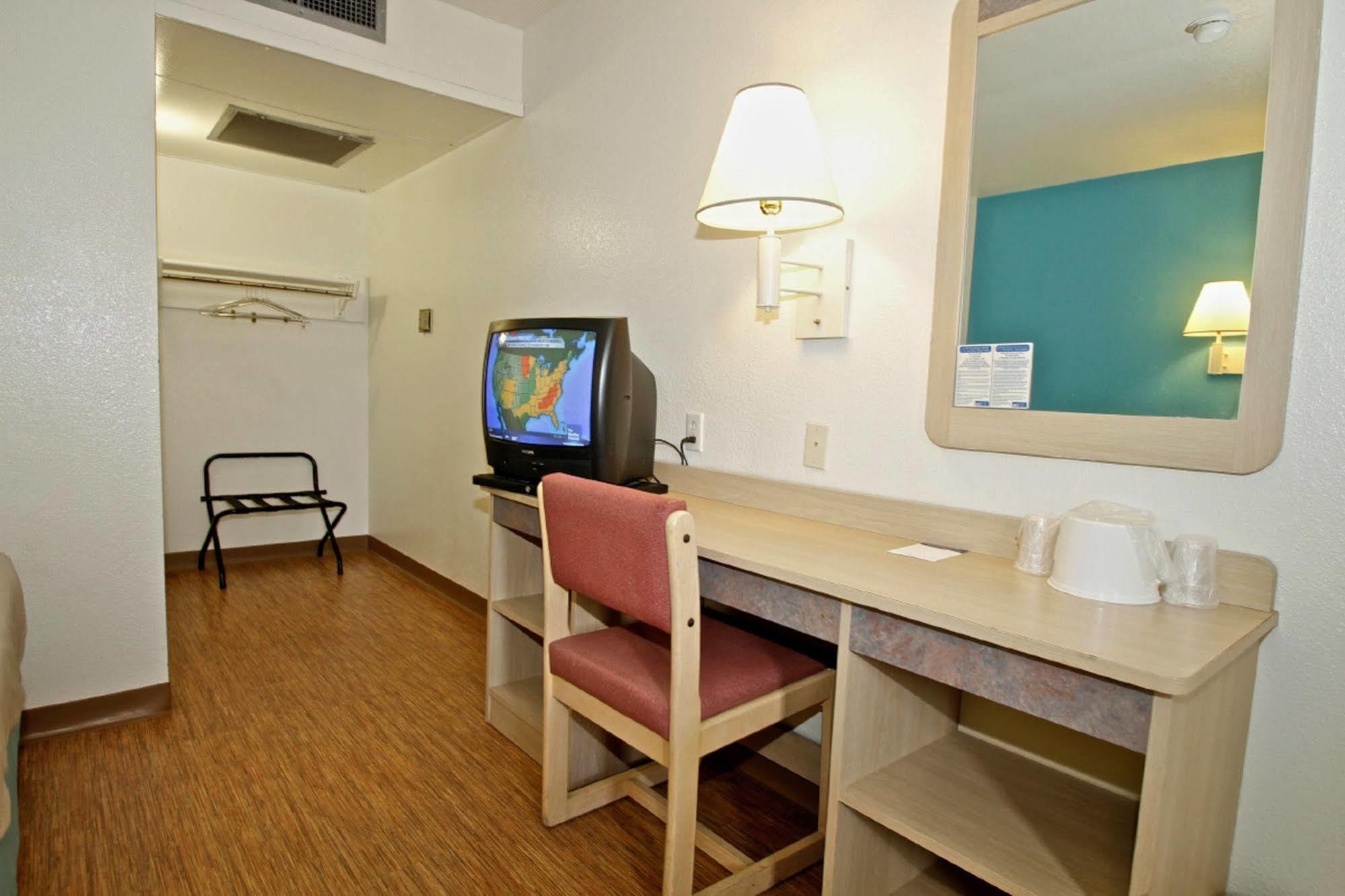 Motel 6-Sandston, Va - Richmond, Va Εξωτερικό φωτογραφία