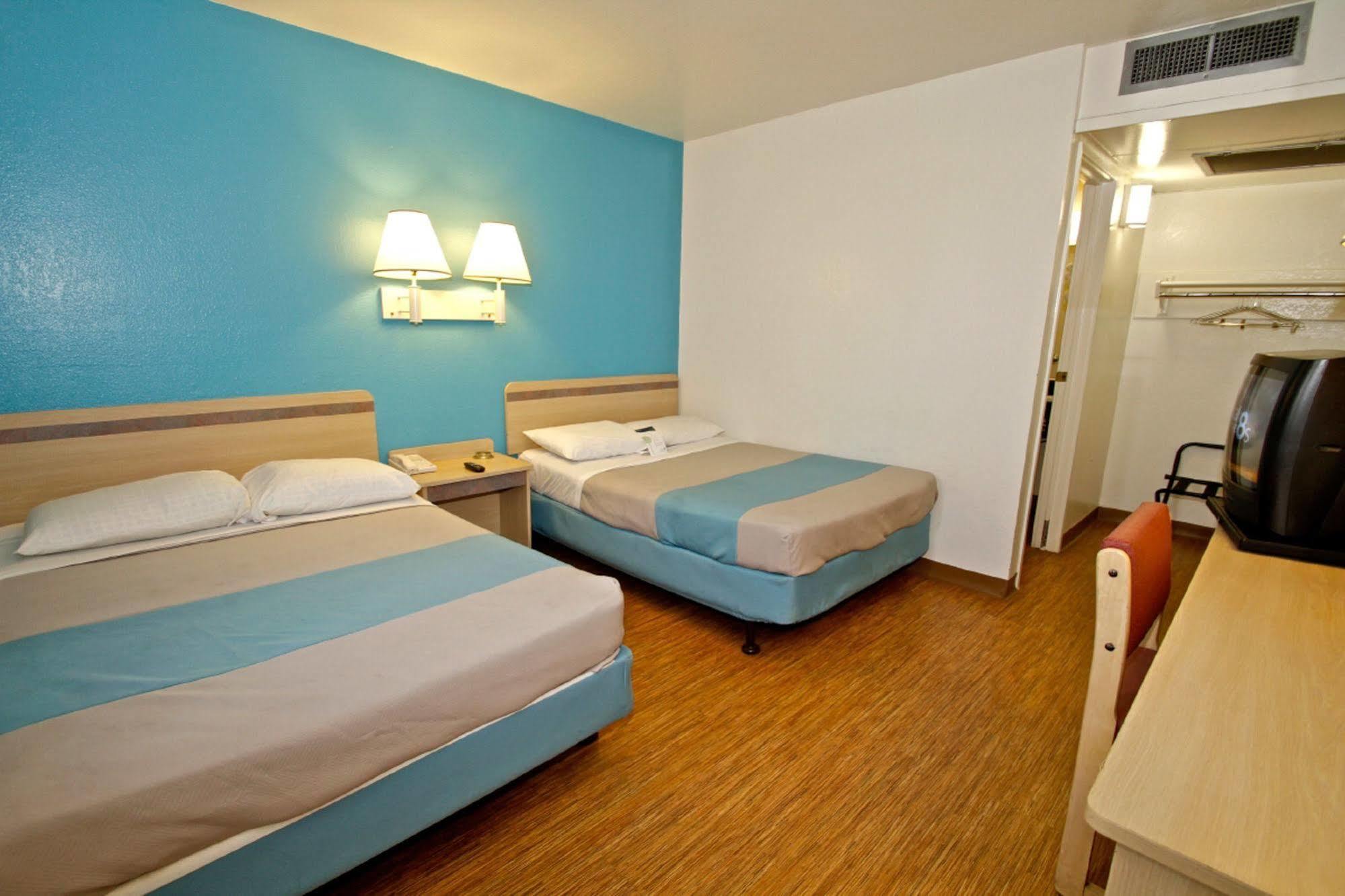 Motel 6-Sandston, Va - Richmond, Va Εξωτερικό φωτογραφία